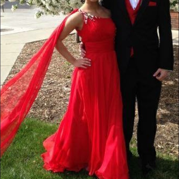 Prom dress size 2 - Picture 3 of 3